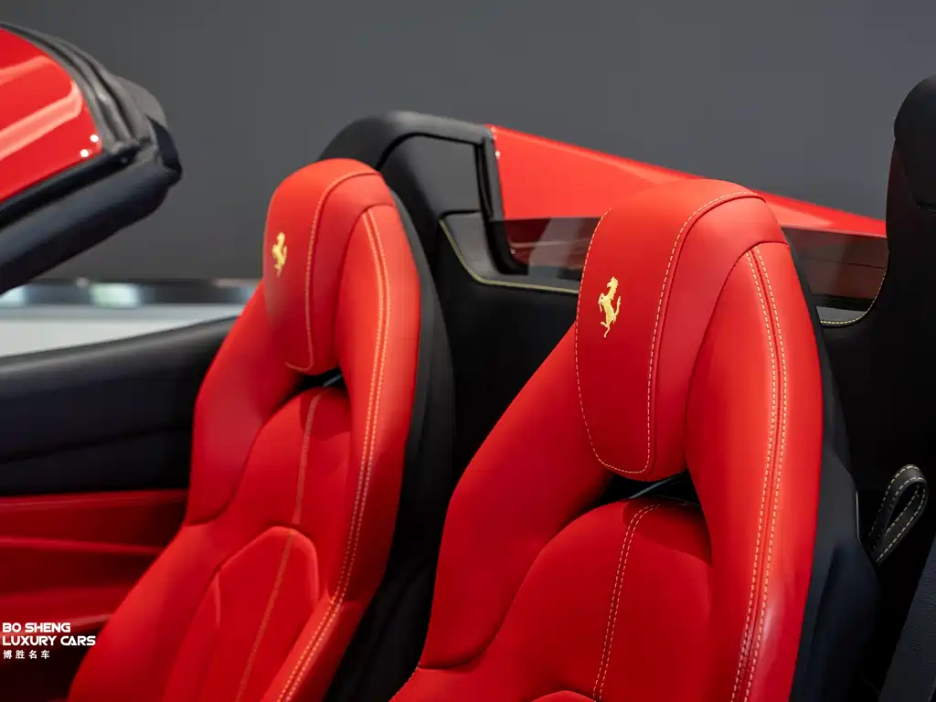 Ferrari F8 2022 — фото 8