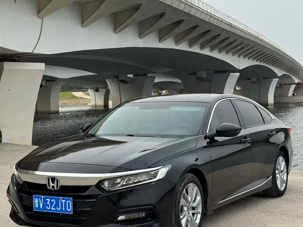 Honda Accord 2018 — фото 2