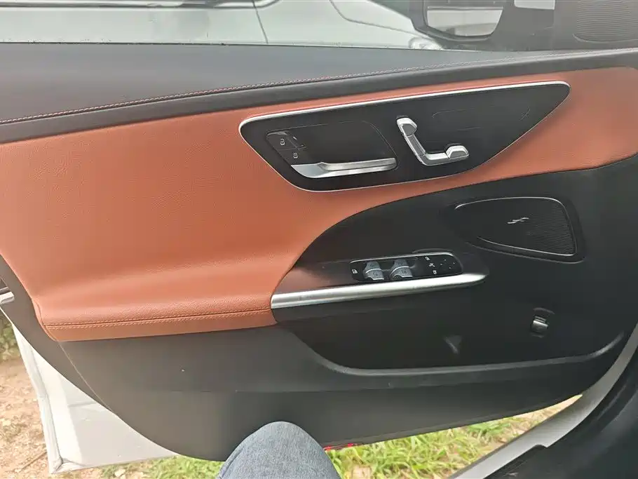 Mercedes-Benz C-Class 2022
