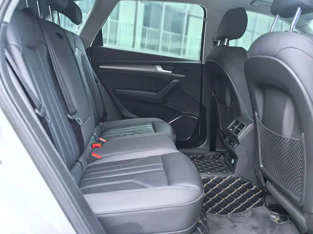 Audi Q5L 2022