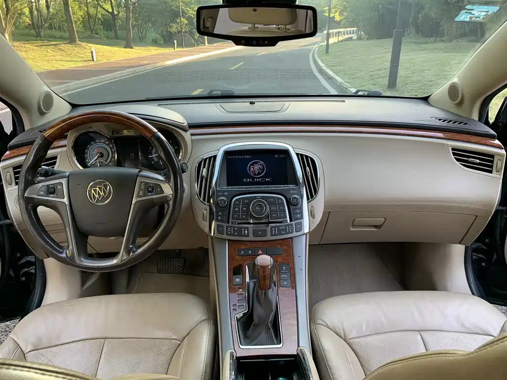 Buick LaCrosse 2013 — фото 8