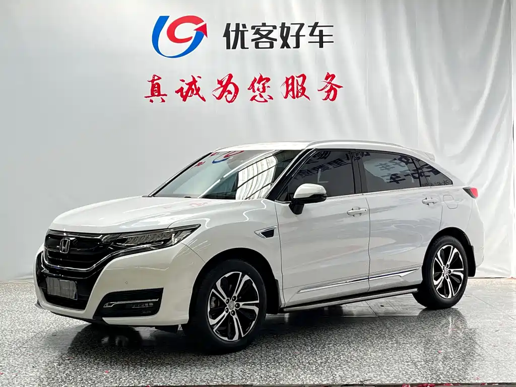 Honda UR-V 2018 — фото 1
