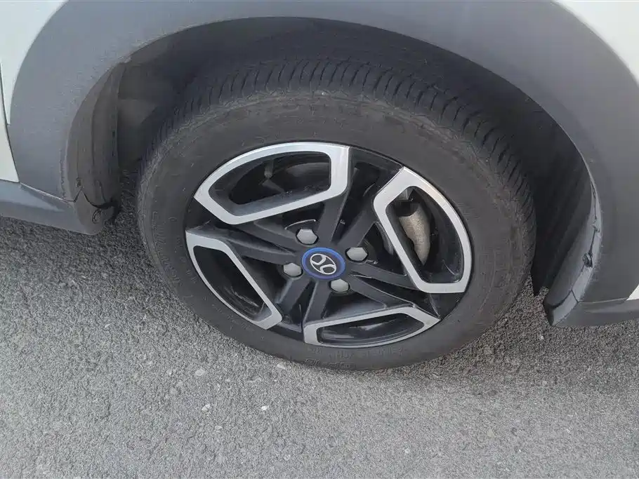 BAIC New Energy EC3 2021