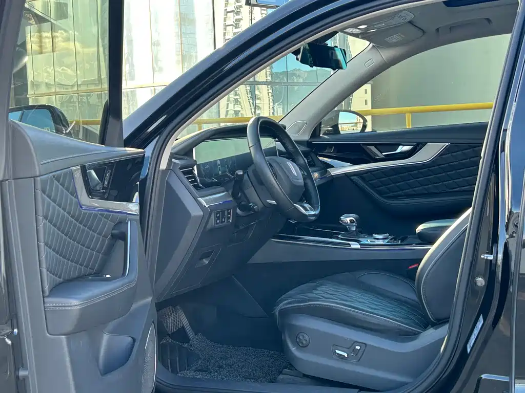 Hongqi HS5 2021