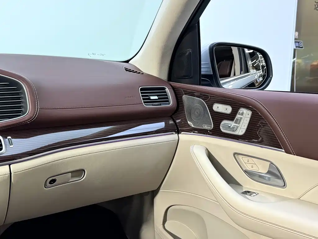 Mercedes-Benz GLS 2022 — фото 24