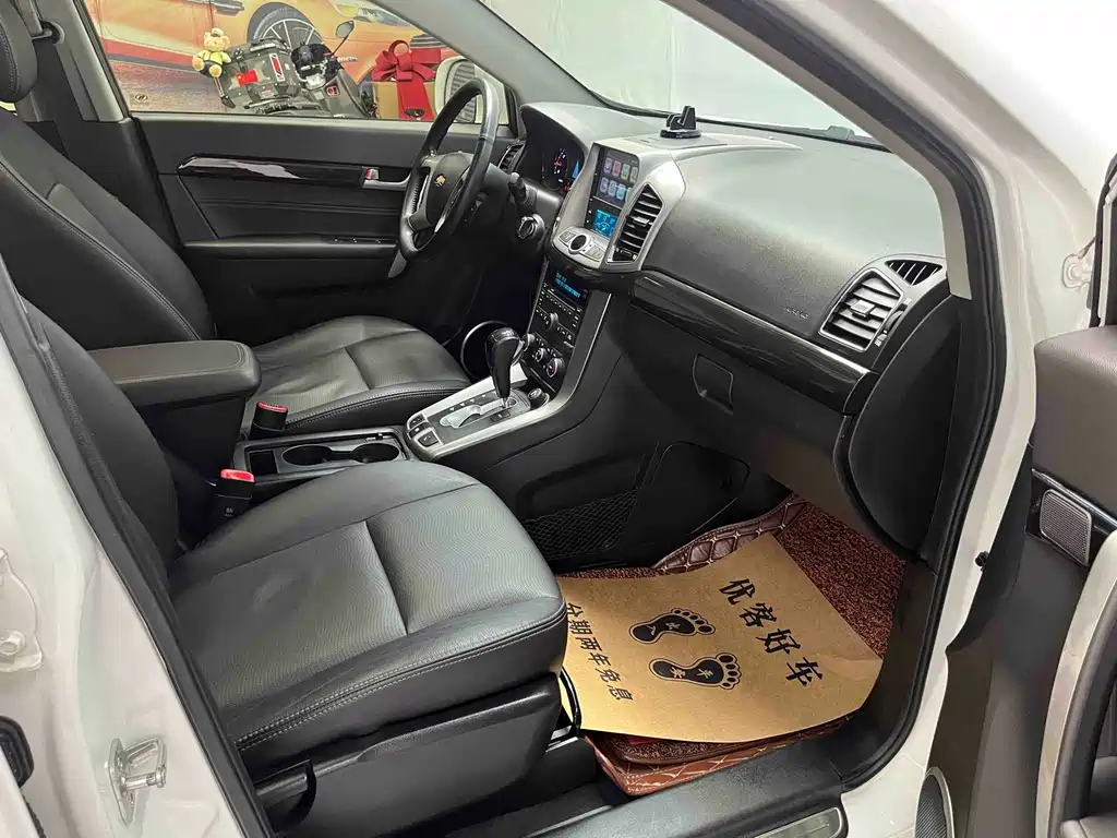 Chevrolet Captiva 2015 — фото 11