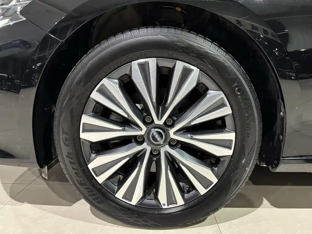 Nissan Teana 2023 — фото 15