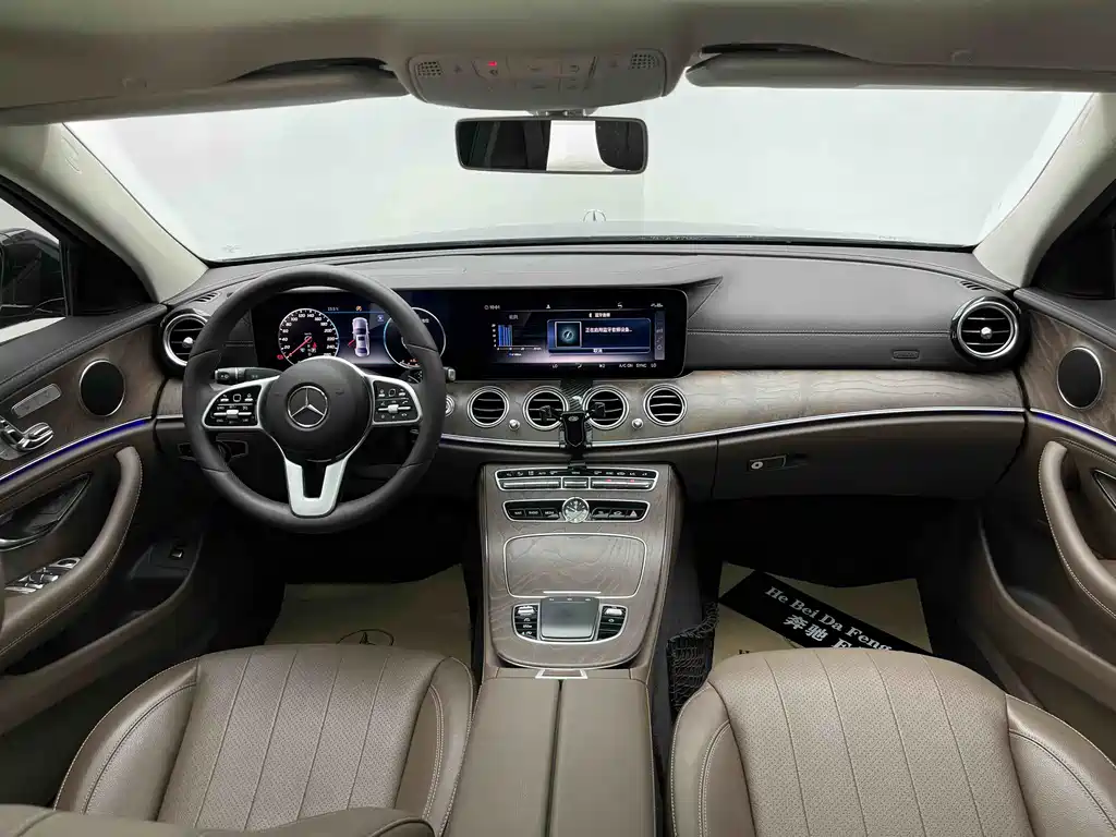 Mercedes-Benz E-Class 2019 — фото 11