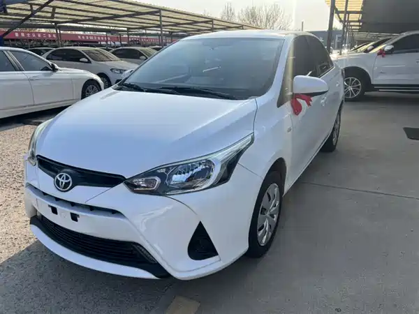Toyota Yaris L 2020