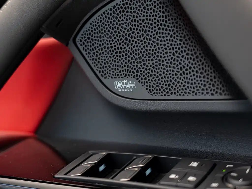 Lexus LX 2023 — фото 17