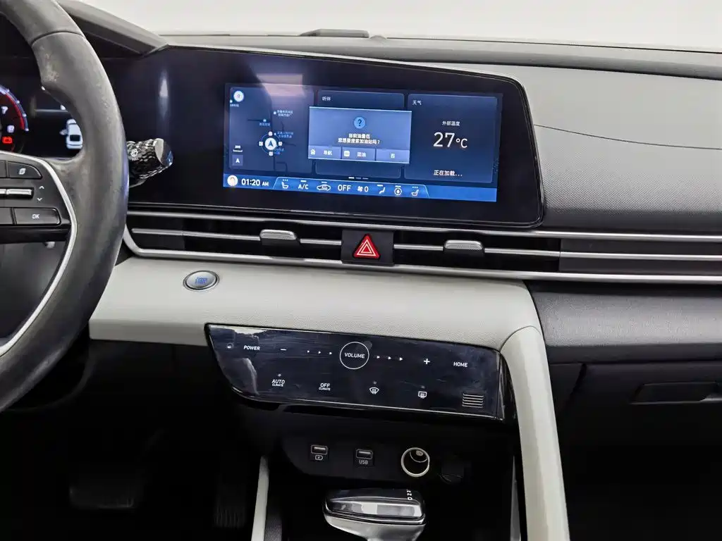 Hyundai Elantra 2021 — фото 12