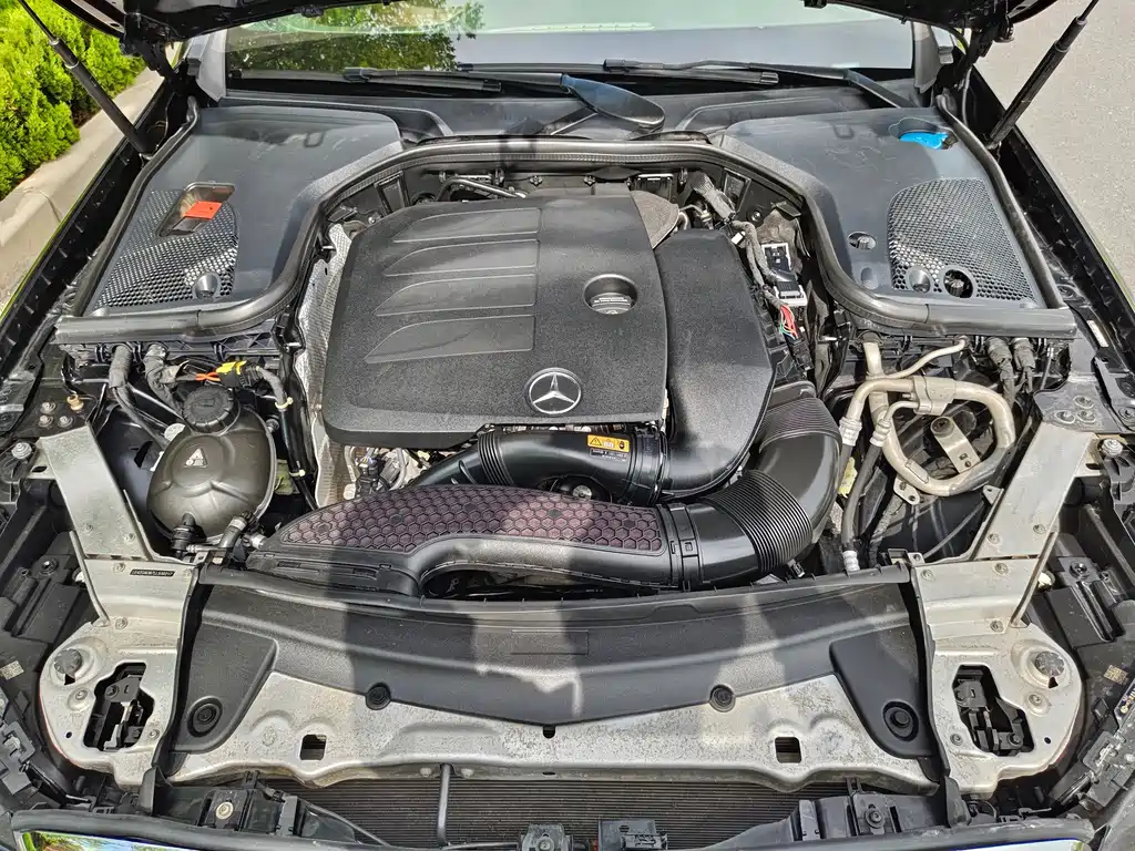 Mercedes-Benz E-Class 2020 — фото 29
