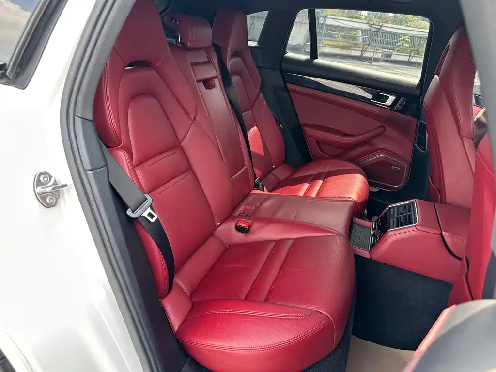 Porsche Panamera 2019 — фото 15