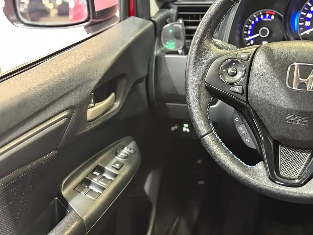 Honda Fit 2017 — фото 14