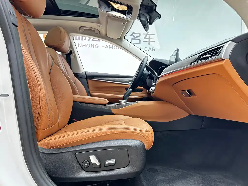 BMW 6 Series GT 2019 — фото 20