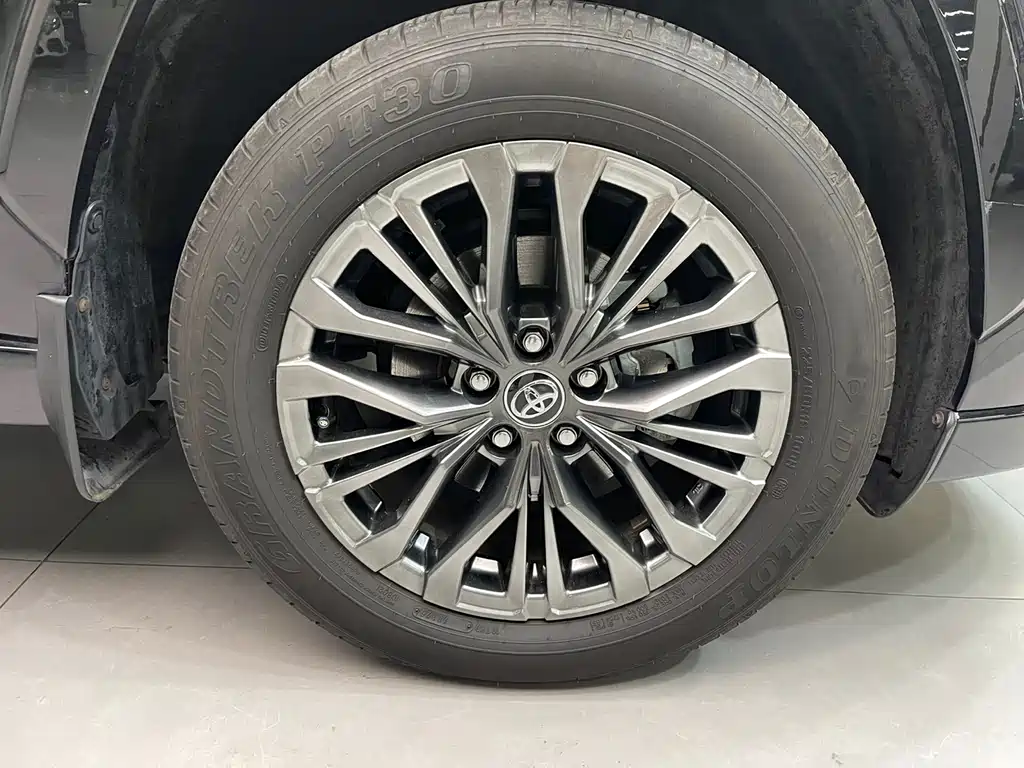 Toyota Wildlander 2025 — фото 24