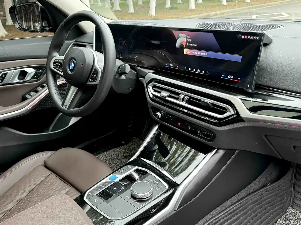 BMW i3 2024 — фото 10