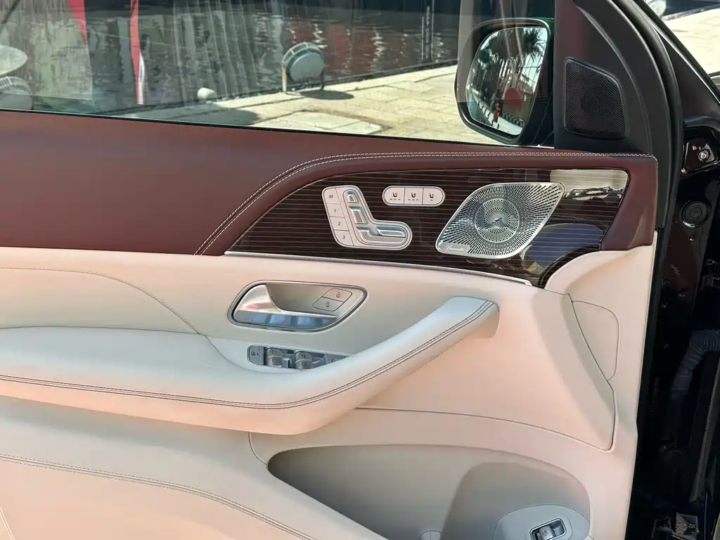 Mercedes-Benz GLS 2022 — фото 26