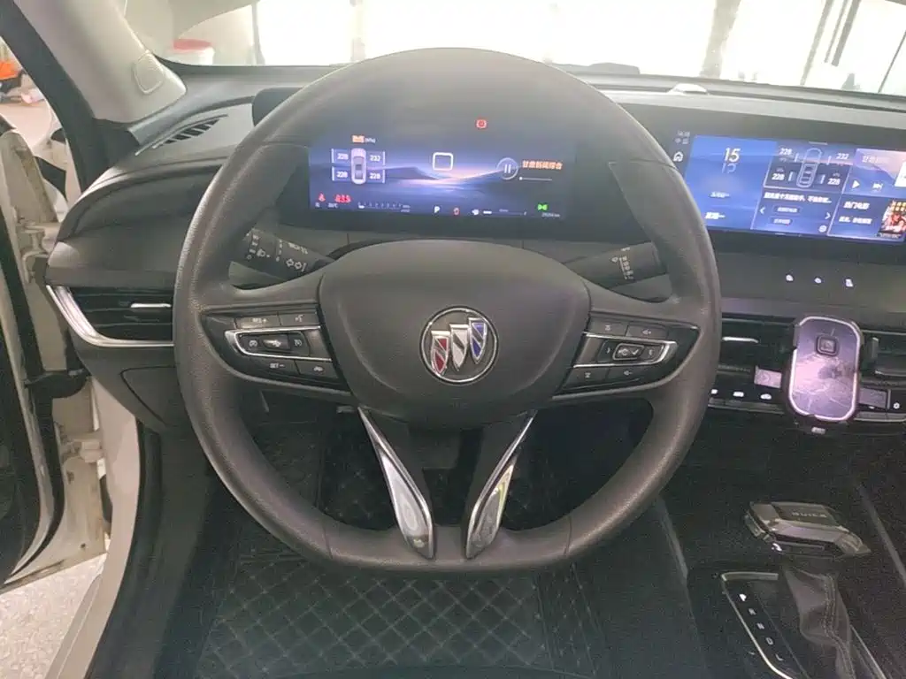 Buick Verano 2023 — фото 11