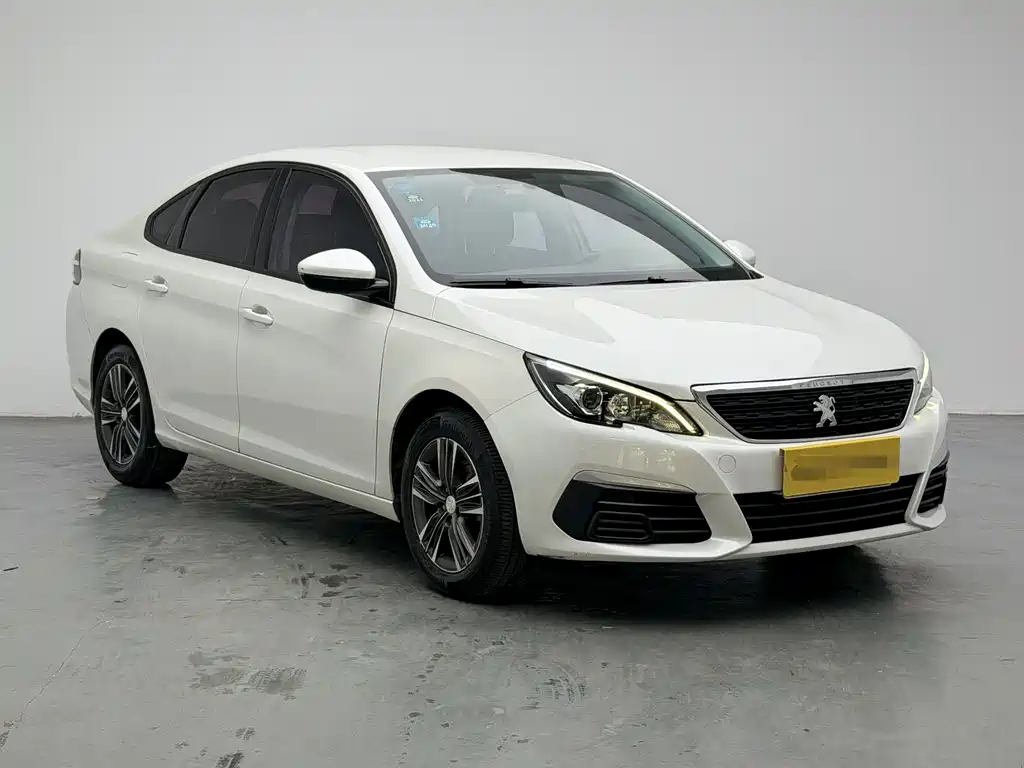 Peugeot 308 2017 — фото 4