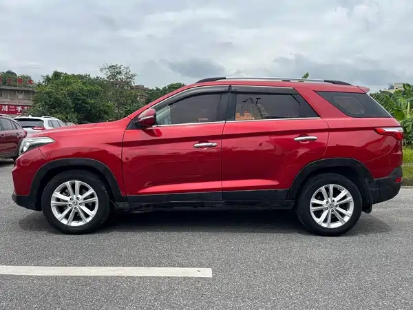 Dongfeng Scenery S560 2018