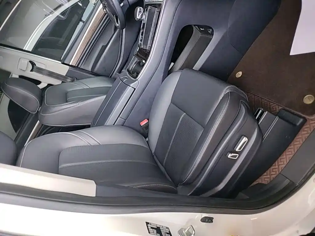 GAC Trumpchi M8 2020 — фото 25