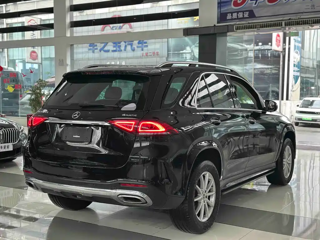 Mercedes-Benz GLE 2019 — фото 18