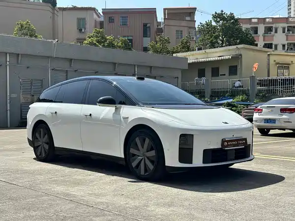 Li Auto i6 2026