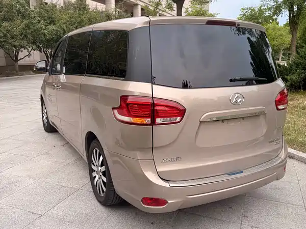 Maxus G10 2015