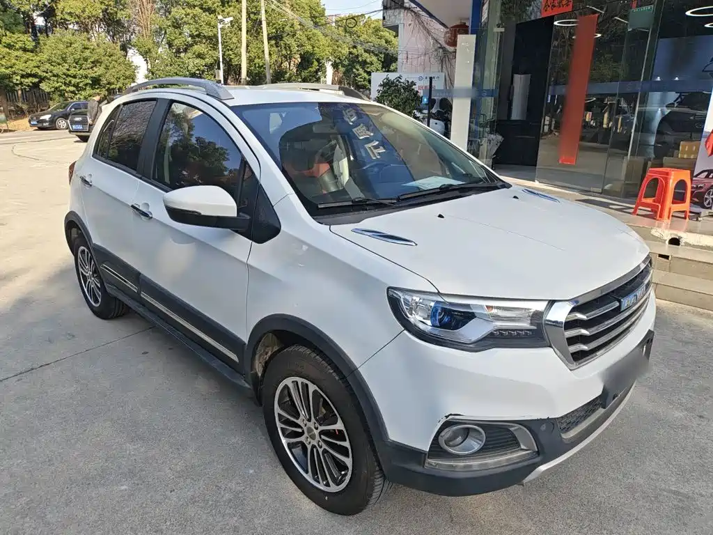 Haval H1 2016 — фото 23