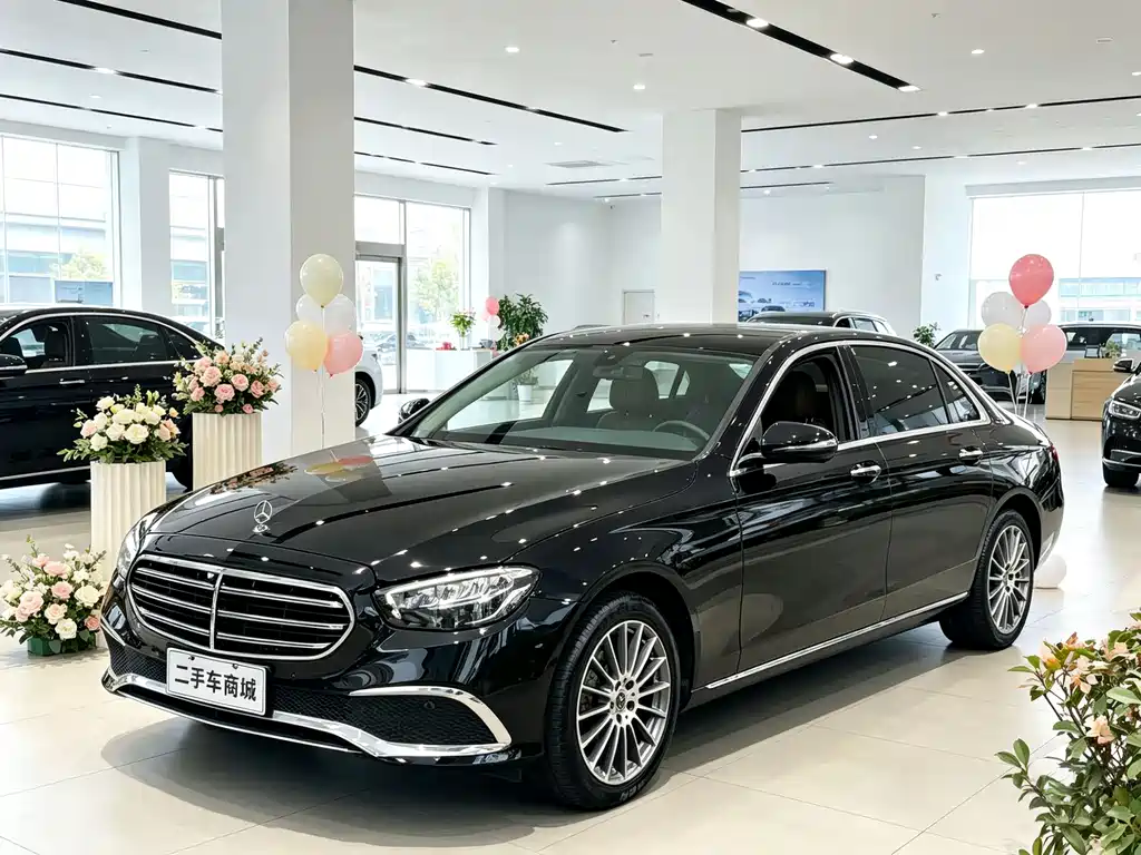 Mercedes-Benz E-Class 2022