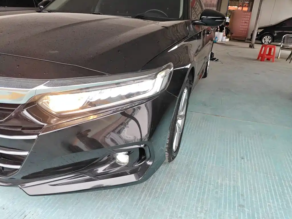 Honda Accord 2022 — фото 19