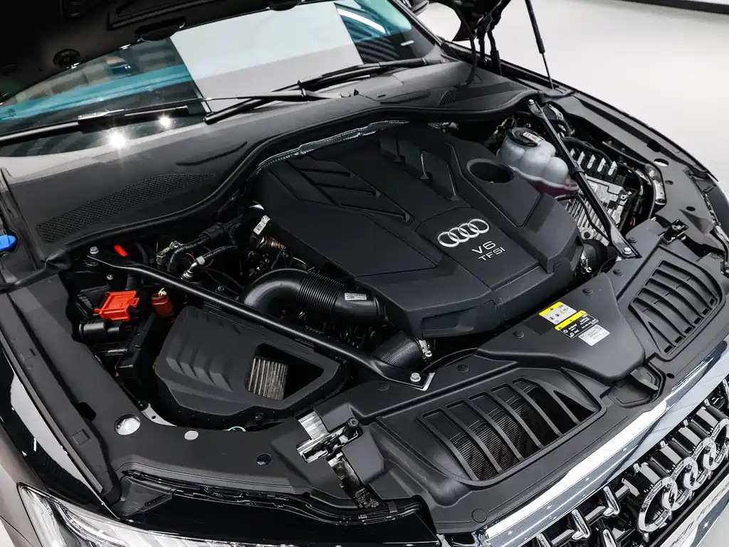 Audi A8 2025 — фото 25