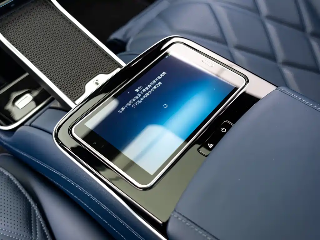 Mercedes-Benz S-Class 2023 — фото 15