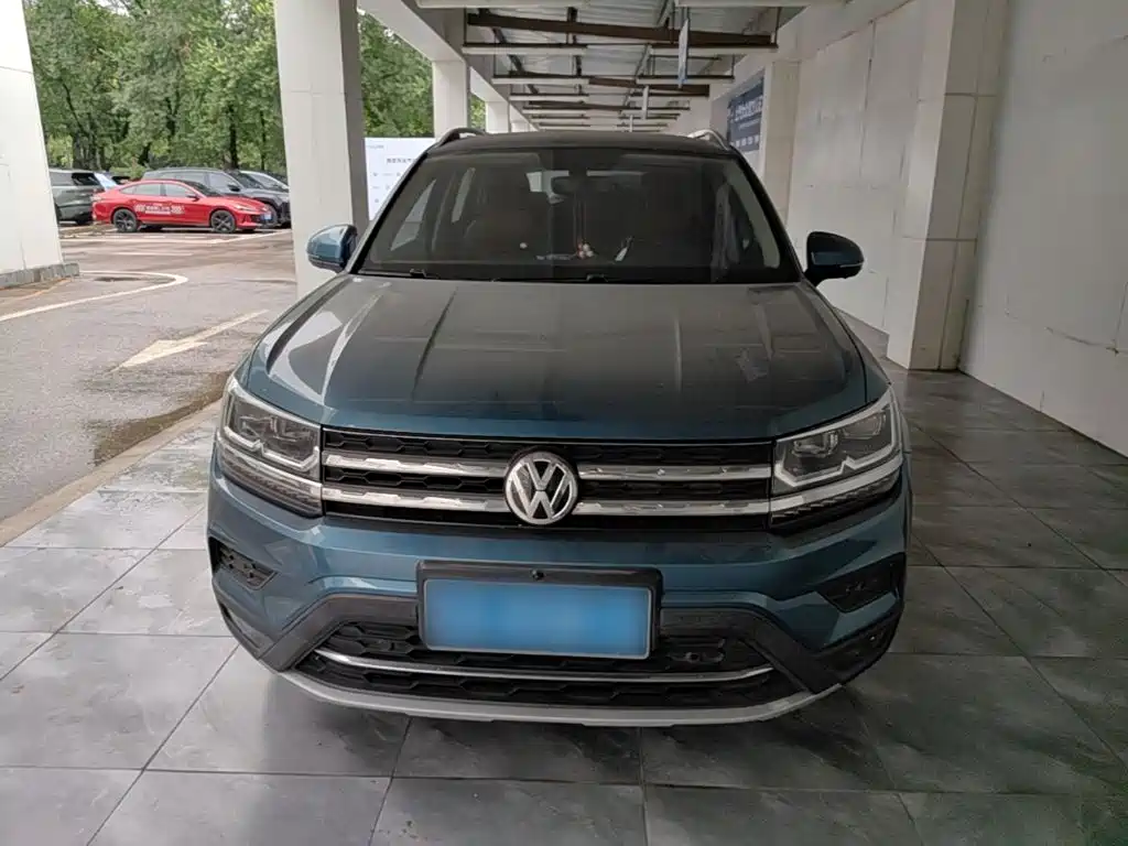 Volkswagen Tharu 2018
