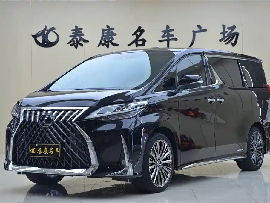 Lexus LM 2022