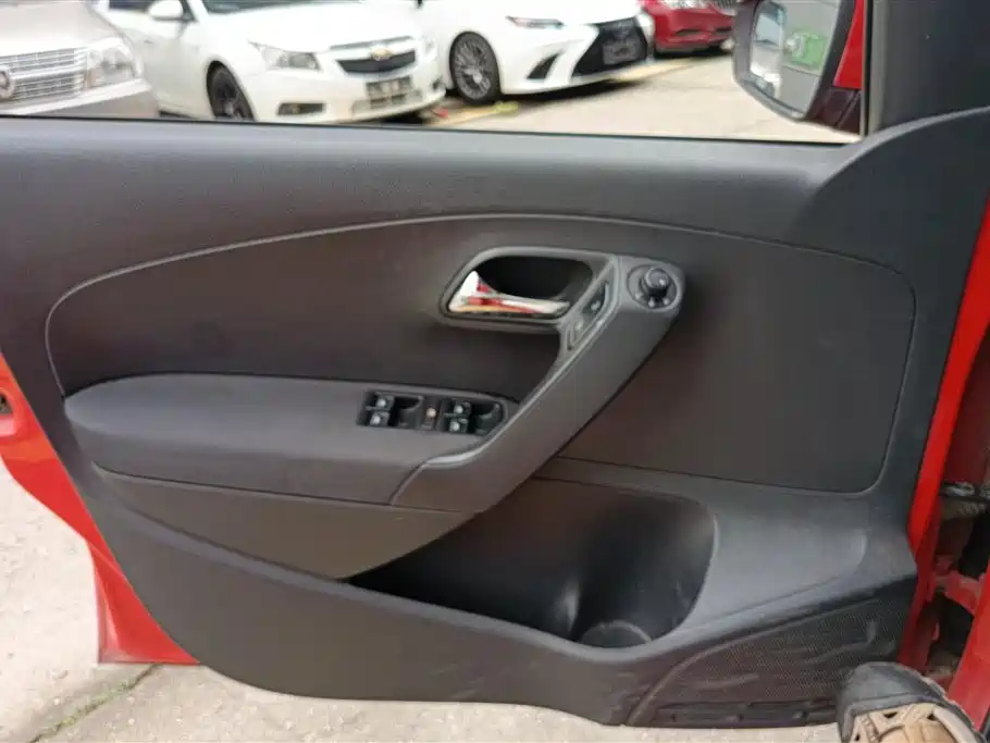 Volkswagen Polo 2015
