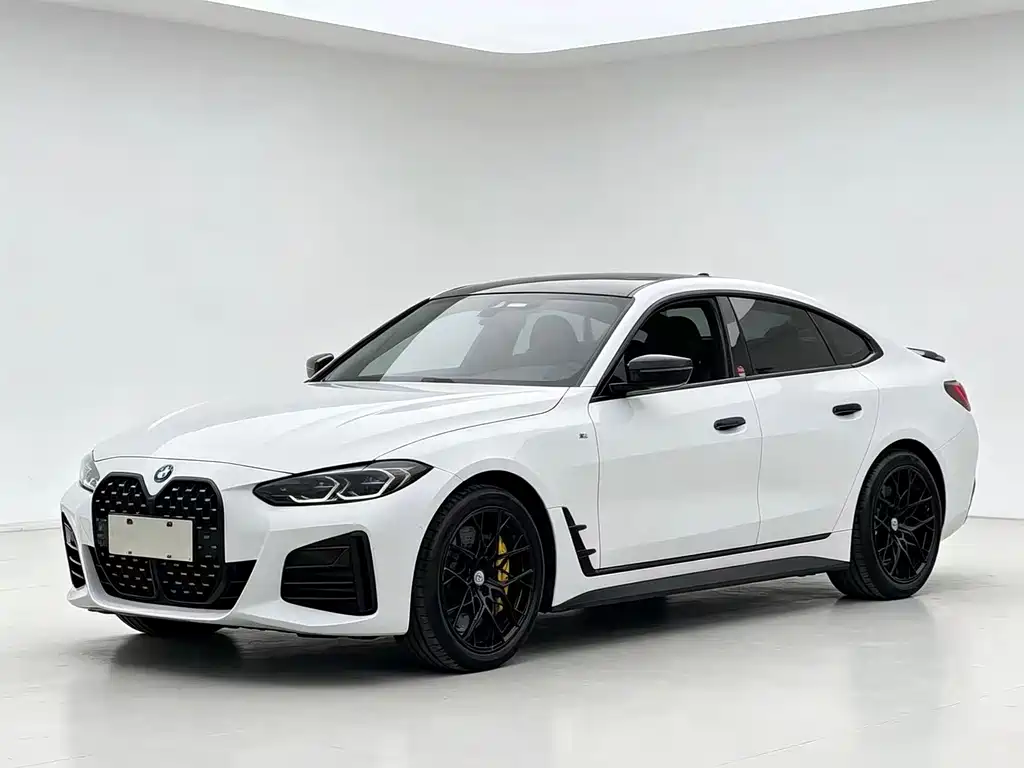 BMW 4 Series 2022 — фото 1