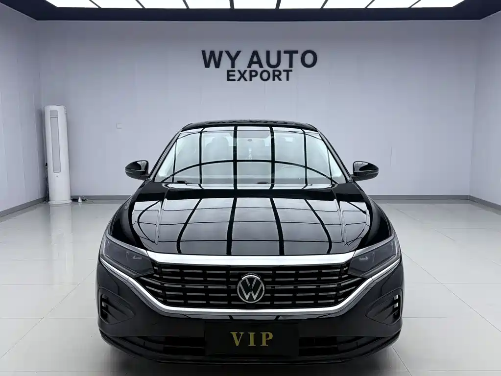Volkswagen Passat 2023 — фото 2