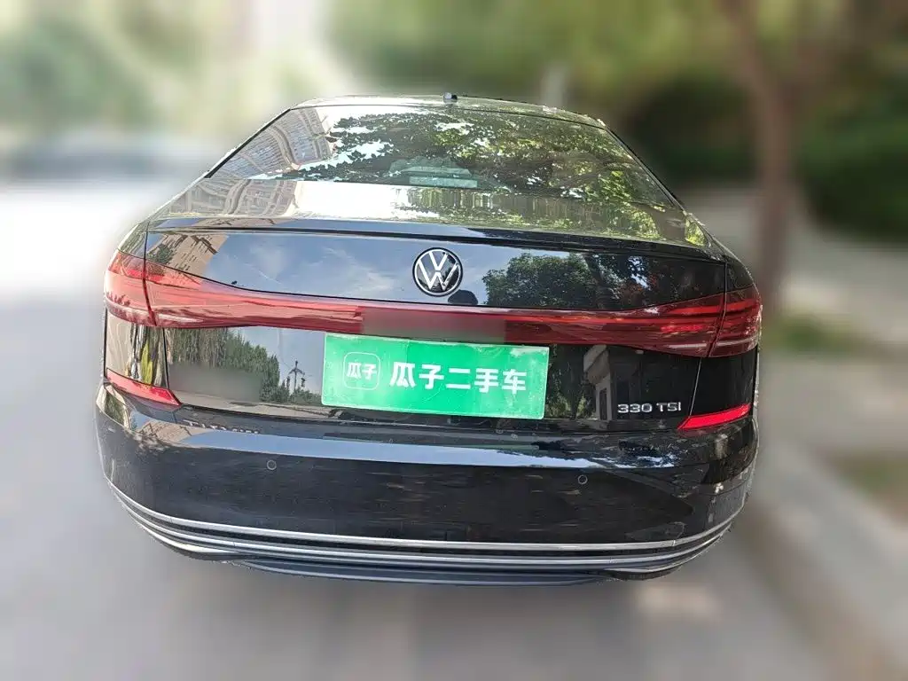 Volkswagen Passat 2023 — фото 4