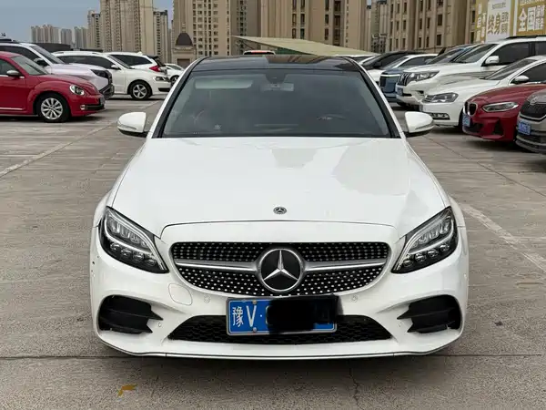Mercedes-Benz C-Class 2020