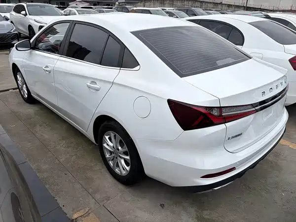 Roewe i5 2025