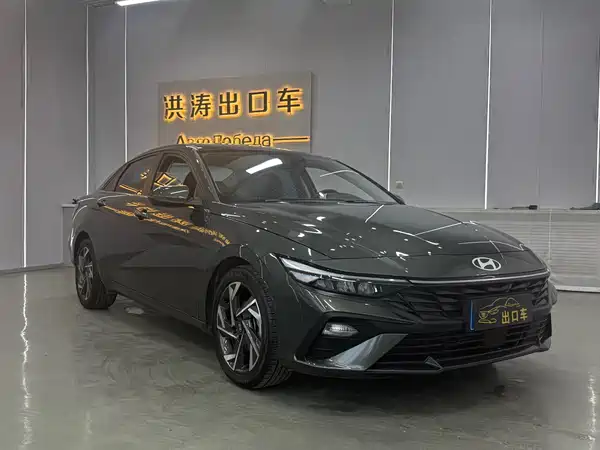 Hyundai Elantra 2023