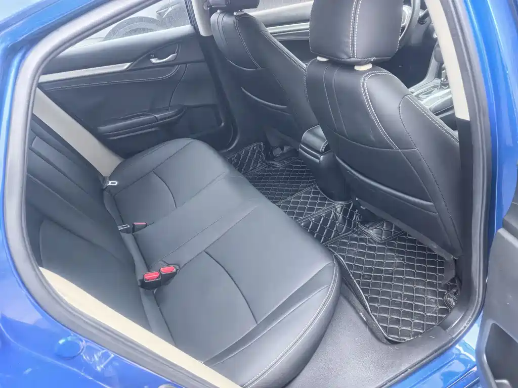 Honda Civic 2019 — фото 13
