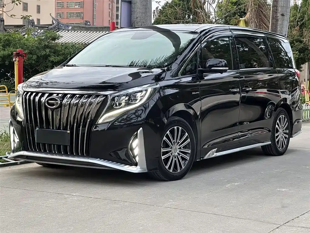 GAC Motor Trumpchi M8 2022 — фото 1