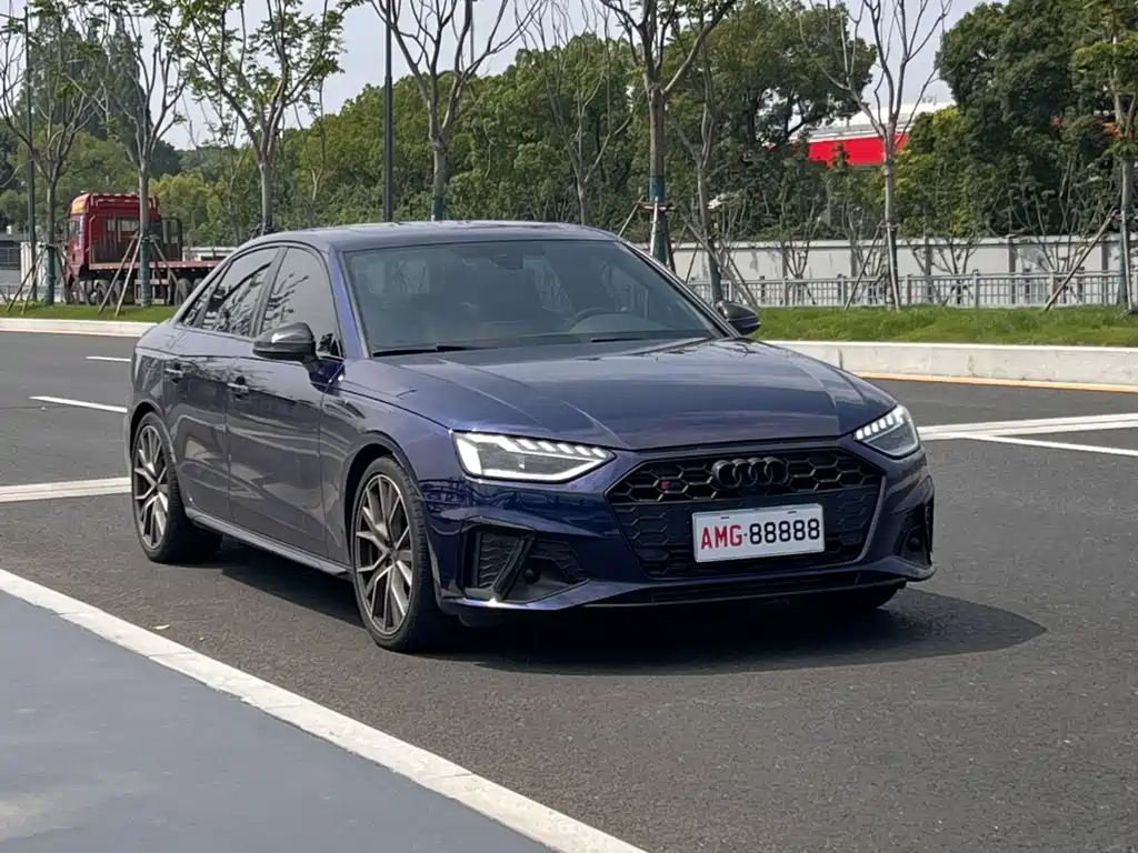 Audi S4 2024