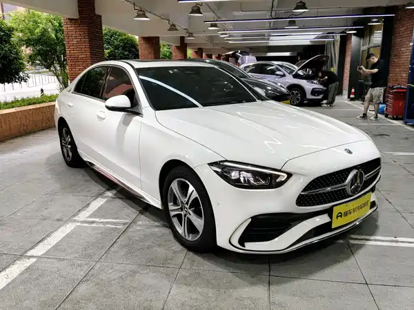 Mercedes-Benz C-Class 2022