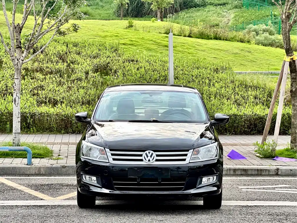 Volkswagen Santana 2015