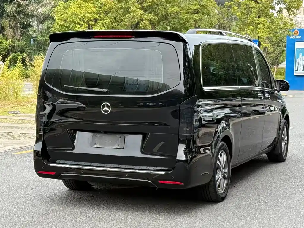 Mercedes-Benz Vito 2022 — фото 9