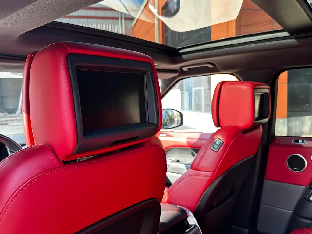 Land Rover Sport 2019 — фото 19